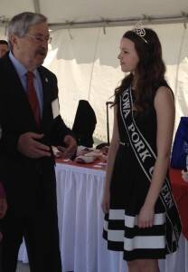 As Iowa Pork Queen, Holly has advocated for her industry across the state and met with state leaders including Governor Terry Branstad.