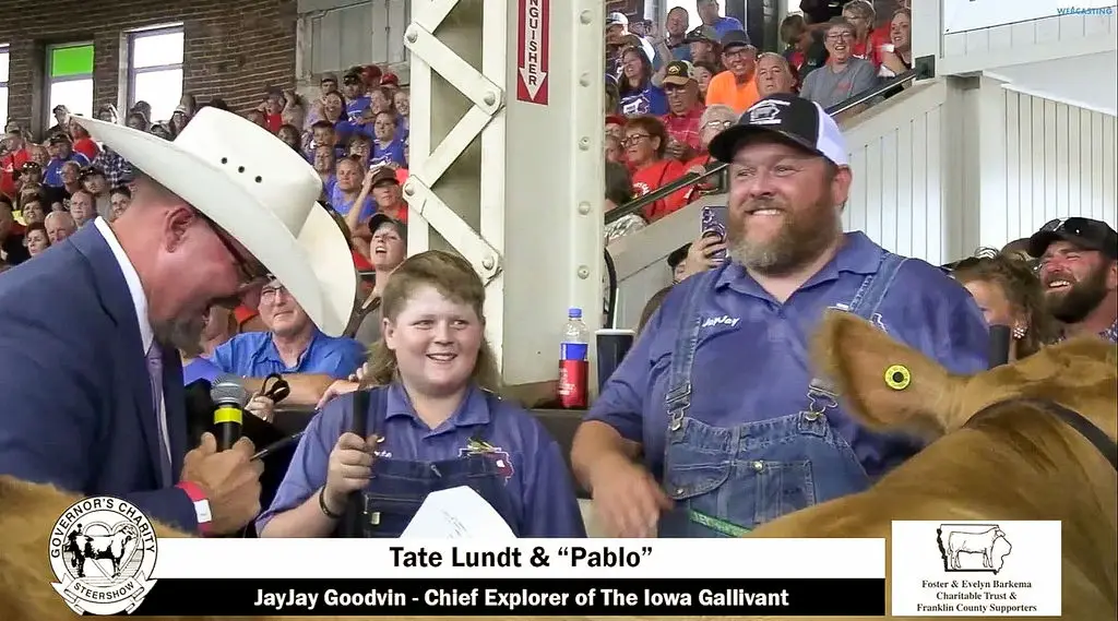 Teen Competitor Raises $55K for Charity with Champion Steer